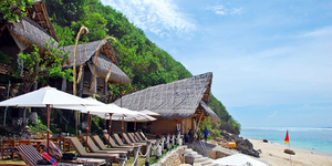 Finns Beach Club - Ungasan - 10 Restoran Paling Menakjubkan Di Bali