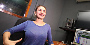 Nikita Mirzani - 4 Artis Cantik & Seksi Ini Terlibat Kasus Prostitusi