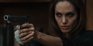 Fox - Wanted - 10 Tokoh Antagonis Paling Cantik & Seksi di Film Hollywood