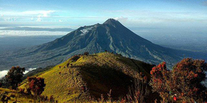 Gunung Lawu - 5 Gunung Paling Horor di Indonesia