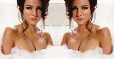 Hot - Aktris Seksi Inggris, Michelle Keegan Posting Foto Topless.