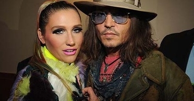 Kesha Ngaku Pernah Bercinta dengan Johnny Depp