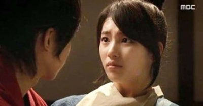 Tak Sengaja, Lee Seung Gi Pegang Payudara Suzy 'Miss A' | www