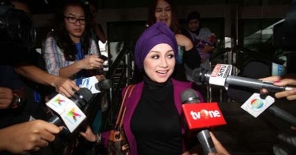 KPK Tolak Bilik Cinta, Sefti Sanustika Batal Bercinta 