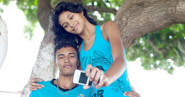 Elisany Silva, Gadis Tertinggi di Brasil Akhirnya Menikah