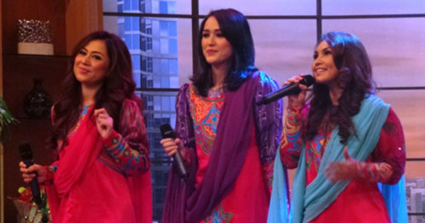 Adelia Istri Pasha Ungu Bentuk Trio Religi Queena