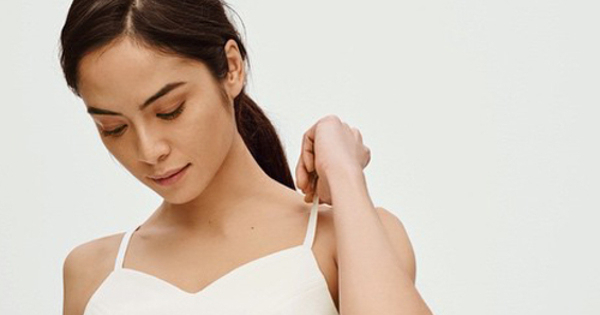 Foto Cantik & Seksi Mariana Renata Pamer Payudara - 5