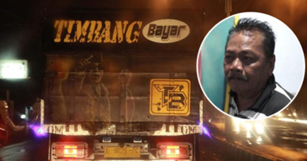 Warsono, Pria Dibalik Gambar Unik di Bak Truk Pantura