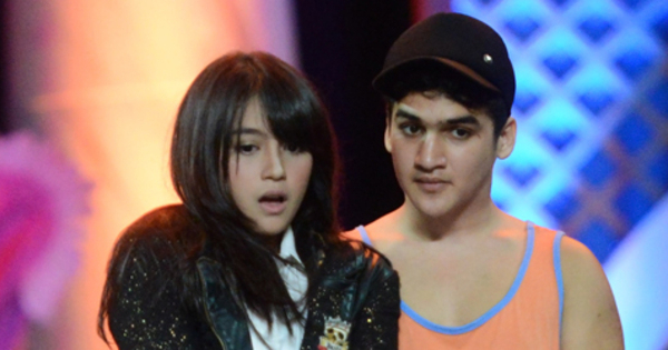 Nabilah JKT48 & Faisal Khan Pelukan Mesra di HUT ANTV